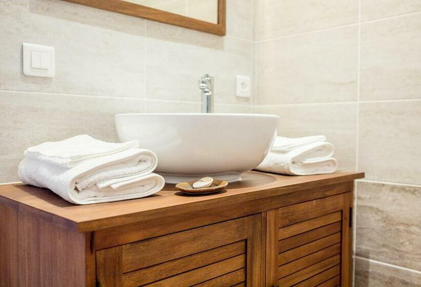 스탠다드 룸 산 전망, L écrin De L Orb