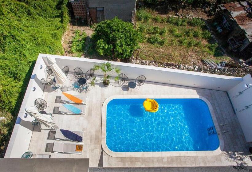 Апартаменты 1 Спальня, Bella Vista Suites