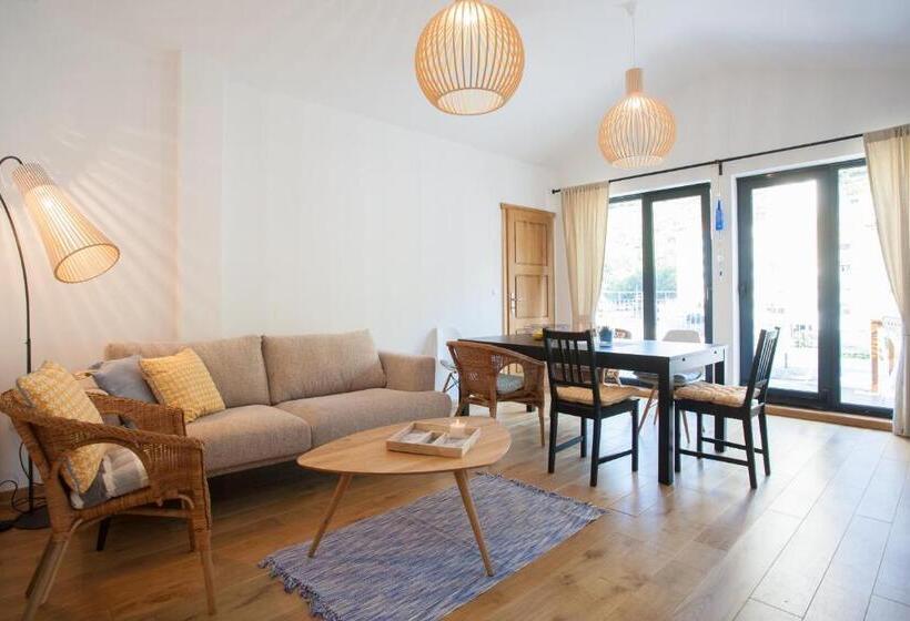 Апартаменты 1 Спальня, Bella Vista Suites