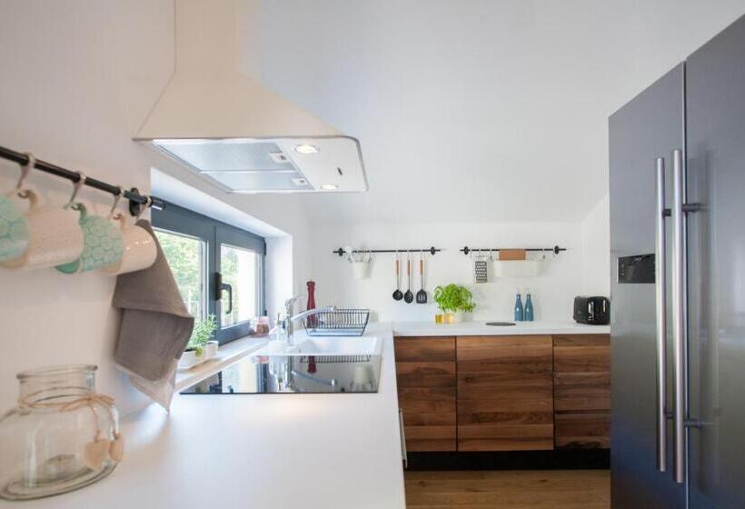 Апартаменты 1 Спальня, Bella Vista Suites