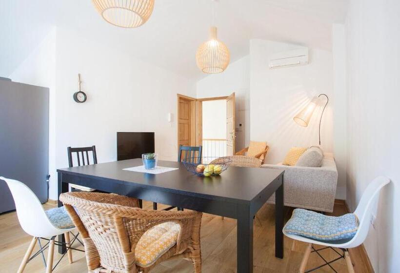 Апартаменты 1 Спальня, Bella Vista Suites