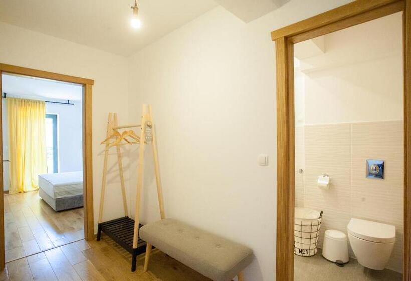 Апартаменты 1 Спальня с Террасой, Bella Vista Suites