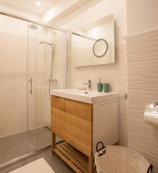 Апартаменты 1 Спальня с Террасой, Bella Vista Suites