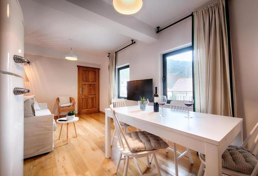 Апартаменты 1 Спальня с Террасой, Bella Vista Suites