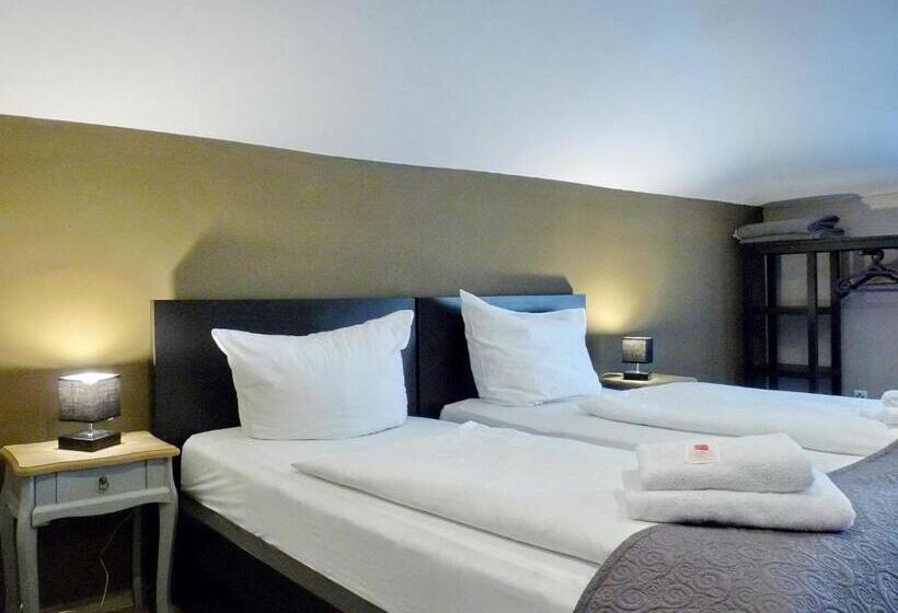 غرفة قياسية, Haus Am Burggraben