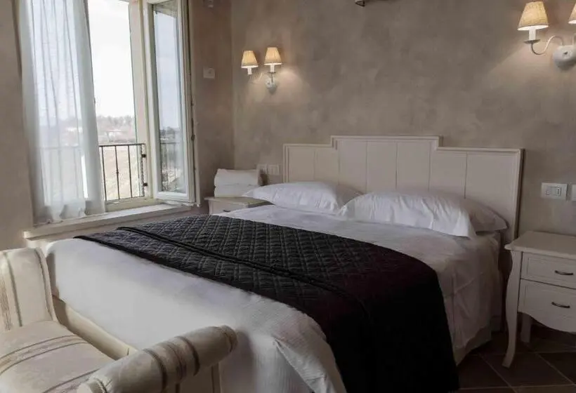 キングサイズベッドのスーペリアルーム, Agriturismo Relais La Casina