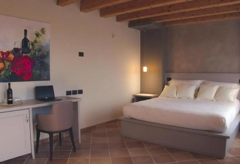 キングサイズベッドのスーペリアルーム, Agriturismo Relais La Casina