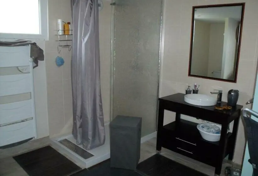ビジネスルーム, Chambre D Hôtes Le Clos De Rapevache
