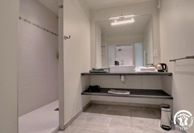 Номер Deluxe, Manoir De Sevin