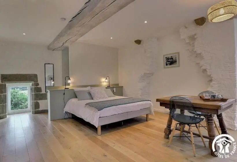 デラックスルーム, Manoir De Sevin