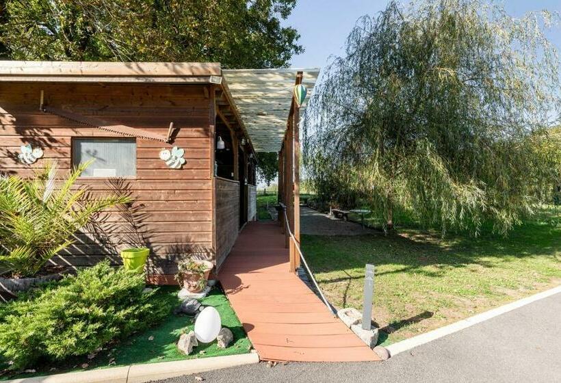 适合残疾人使用的标准间, Au Petit Pédegouaty