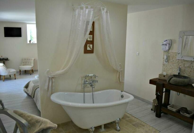 豪华房间, Aux 4 Cornes Chambre D Hotes