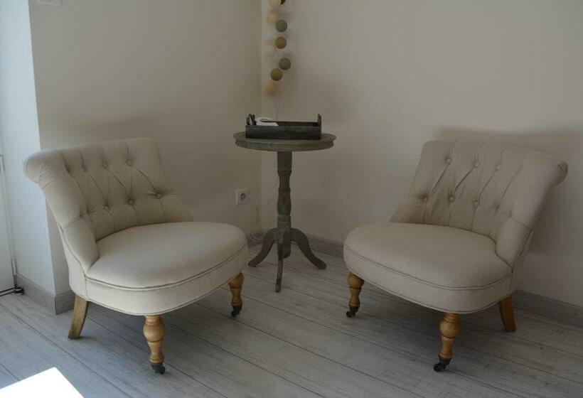 豪华房间, Aux 4 Cornes Chambre D Hotes