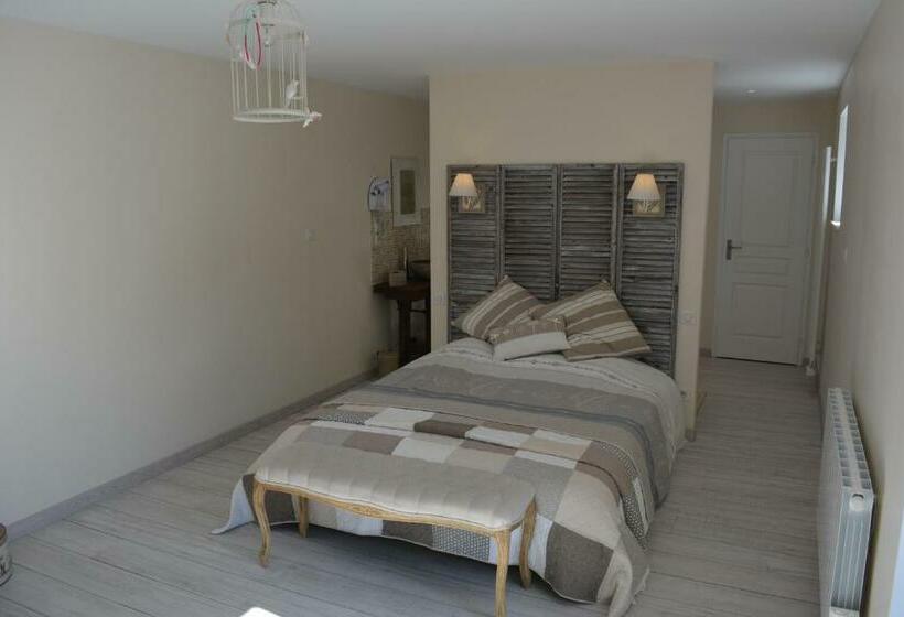 豪华房间, Aux 4 Cornes Chambre D Hotes