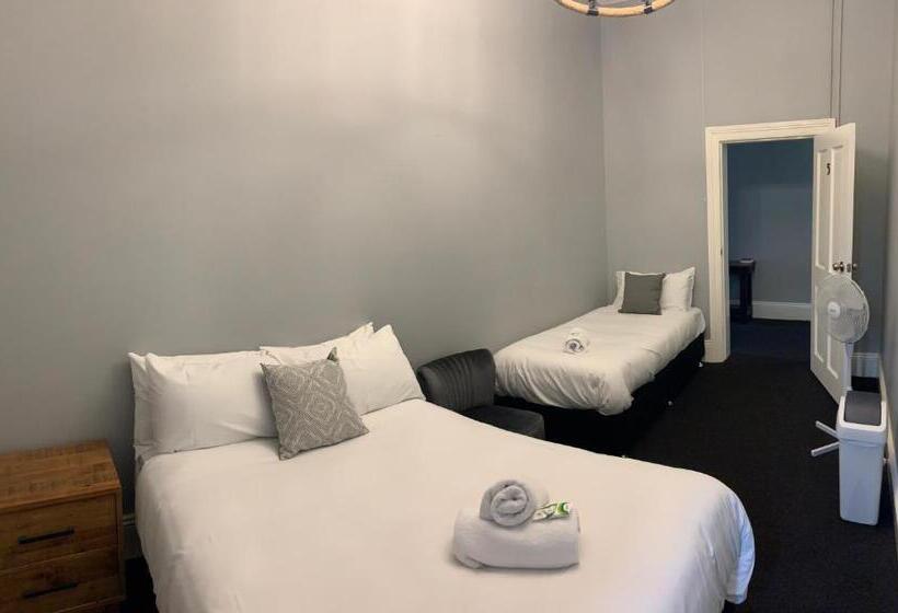 Cameră Triplă Standard cu Baie Comună, Abermain