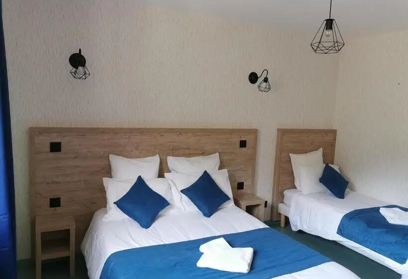 ベーシックトリプルルーム, Auberge Du Riou