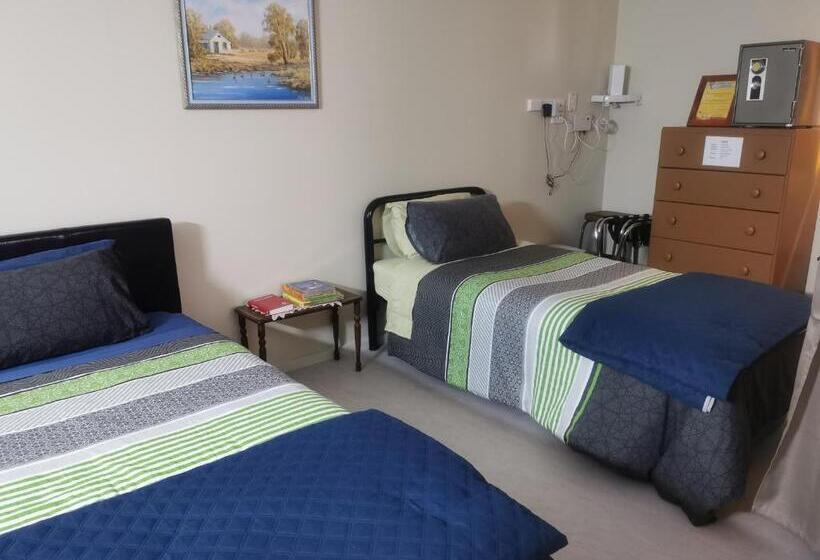 شاليه غرفة نوم واحدة, Chrissie S Dongara