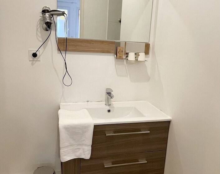 이코노미 룸, Hôtel Némo Aéroport De Pau   Kb Hotel Group