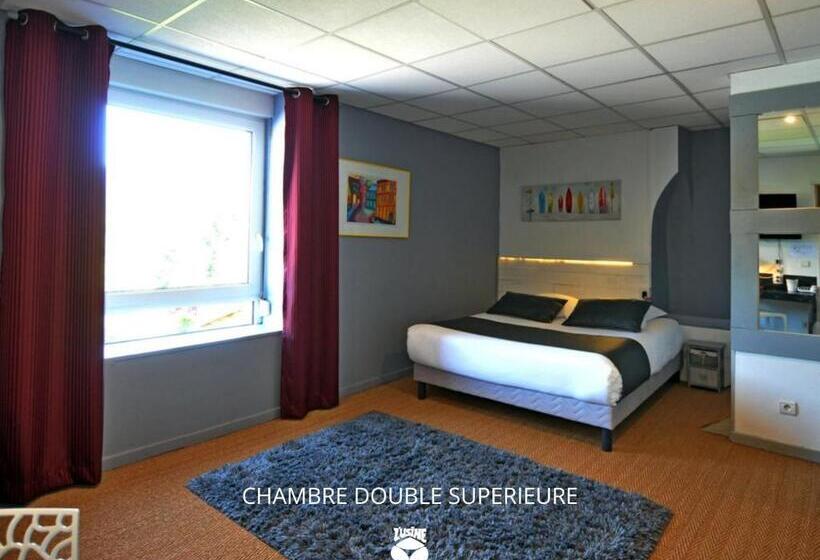 חדר סופריור, L'usine