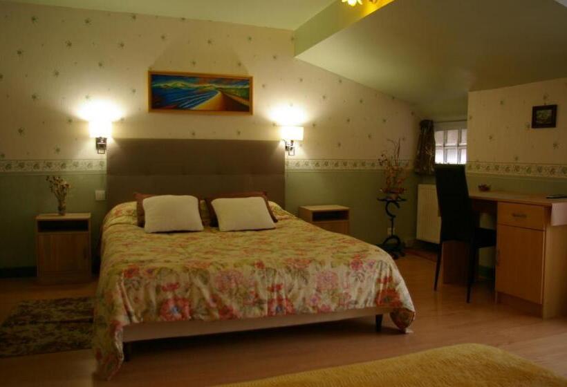 Номер Стандарт Трехместный, Gîte Chez Jo