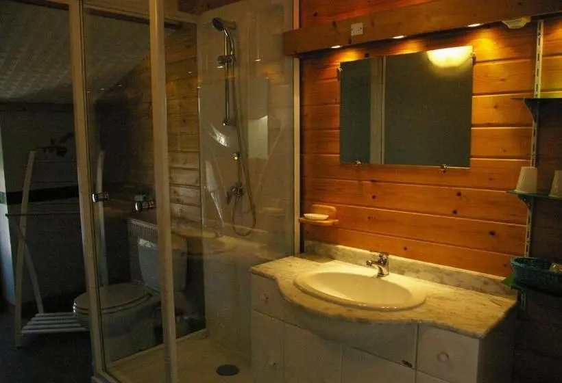 エコノミールーム, Gîte Chez Jo