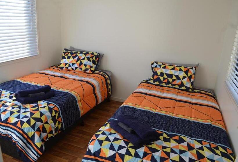 Вилла 2 Спальни, Wondai Accommodation Units And Villas