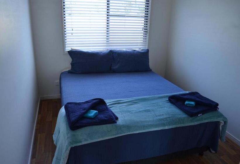 Вилла 2 Спальни, Wondai Accommodation Units And Villas