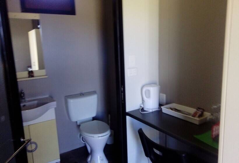 Номер Стандарт Индивидуальный, Wondai Accommodation Units And Villas