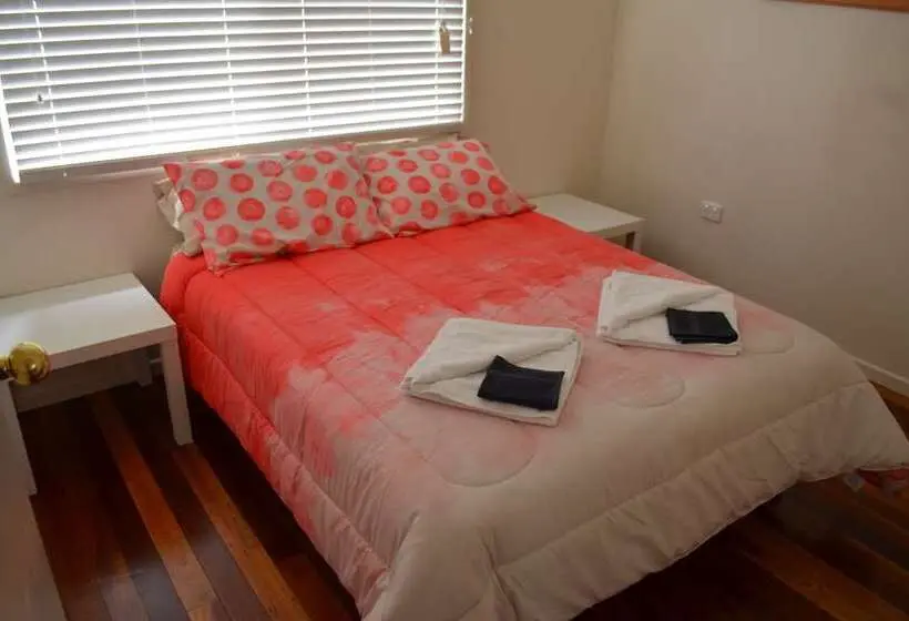 スリーベッドルーム　ヴィラ, Wondai Accommodation Units And Villas