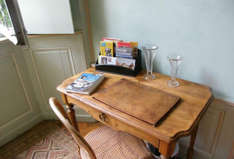 스탠다드 룸, Chateau Des Martinanches