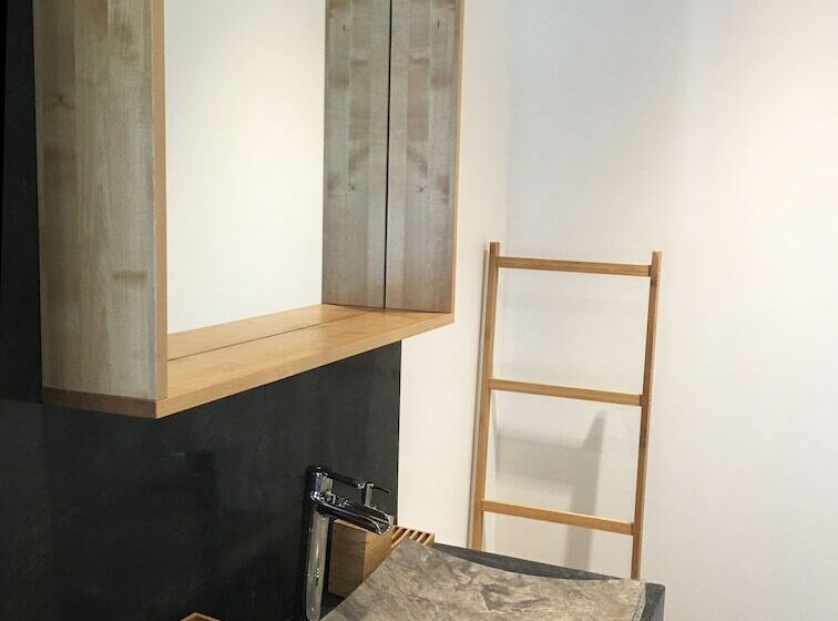 Номер Стандарт, La Datcha Delicatessen