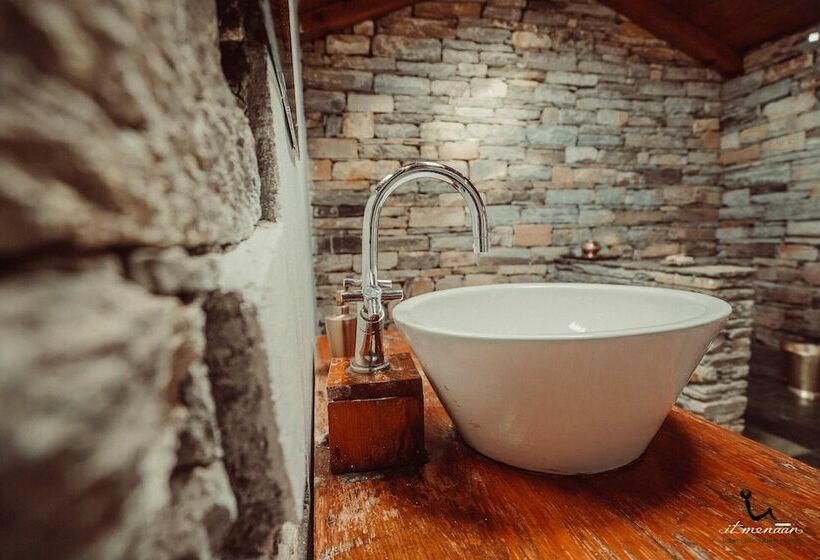 침실 2개 아파트, Itmenaan Estate