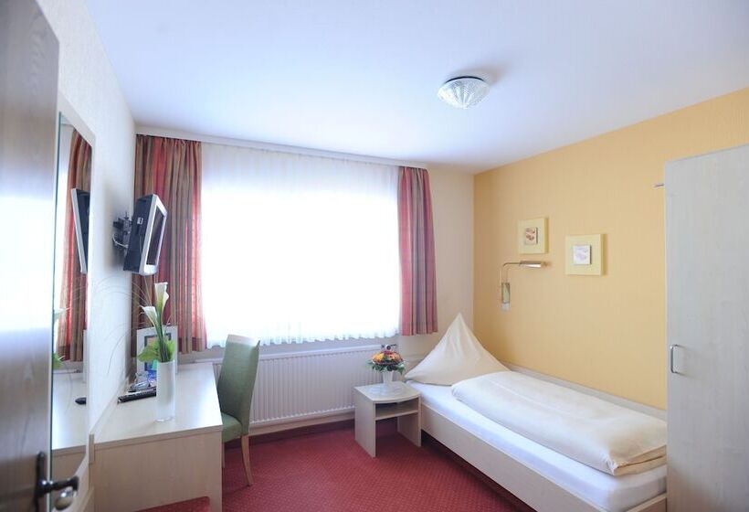 חדר סטנדרט יחיד, Reischenau