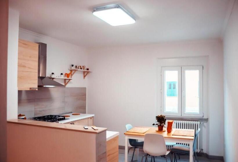 اتاق لوکس, Affittacamere Torresi 2