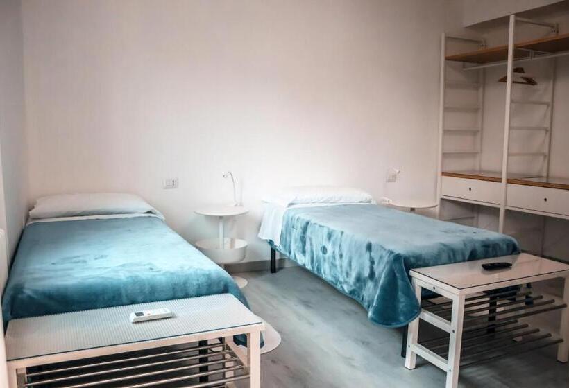 اتاق لوکس, Affittacamere Torresi 2