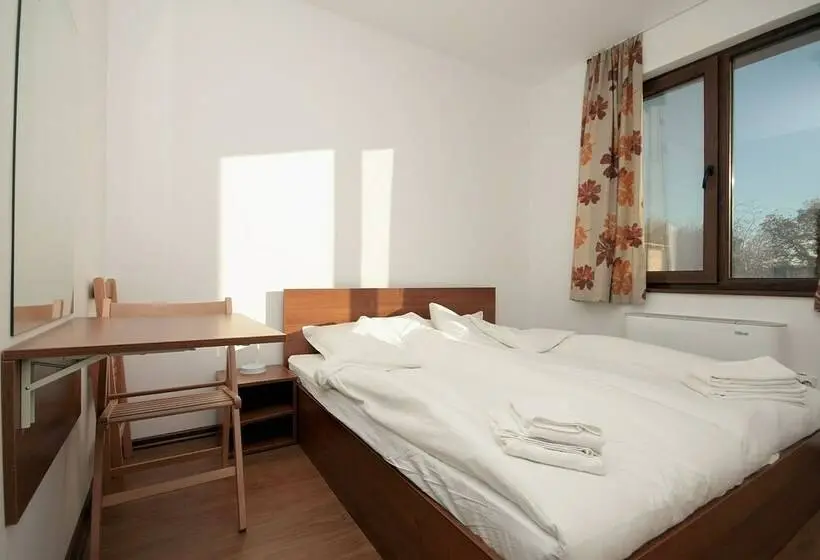 エコノミールーム, Yan Bibiyan Guest House