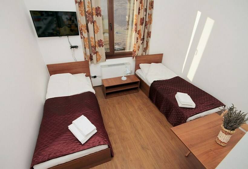 Номер Economy, Yan Bibiyan Guest House