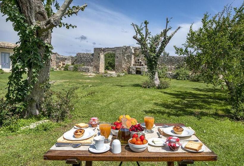 标准三人间, Masseria Berzario