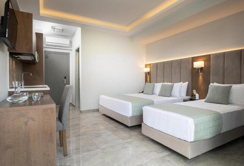 חדר סטודיו סטנדרד, 4  You Family