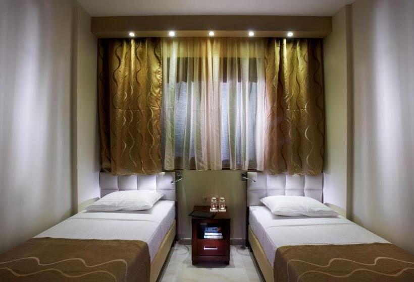 Apartamento 2 Dormitórios, 4  You Family