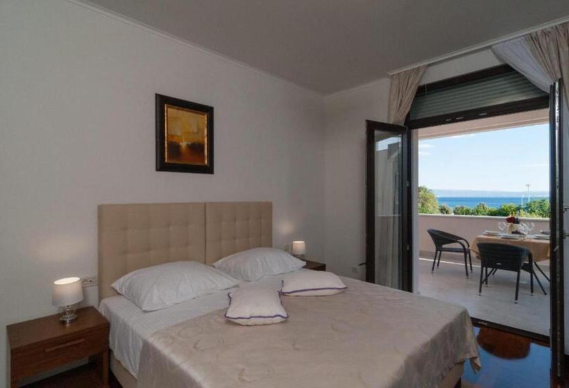带阳台的豪华间, Luxury Rooms Near The Beach