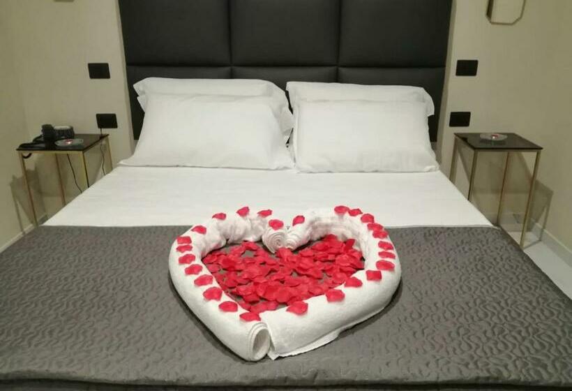 חדר דלוקס, Elite