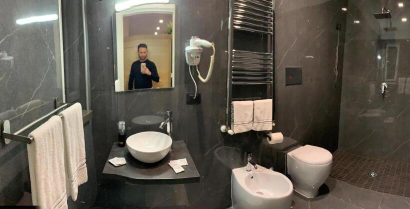 חדר סטנדרט עם מיטת קינג, Elite