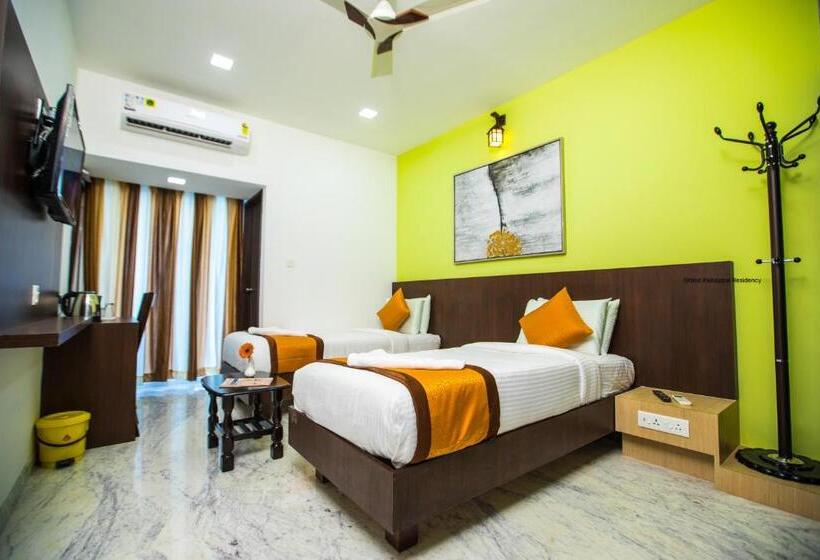 Номер Стандарт с Балконом, Grand Padappai Residency   Gpr