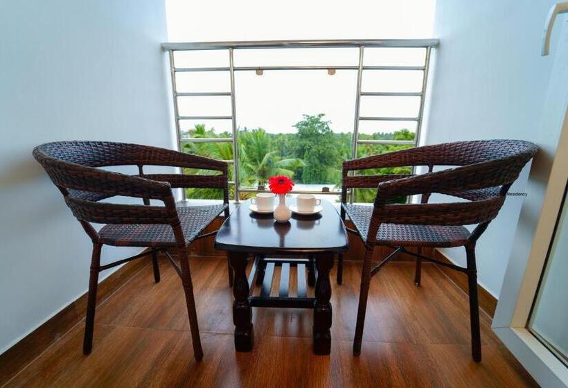 Люкс Deluxe Кровать Кинг, Grand Padappai Residency   Gpr