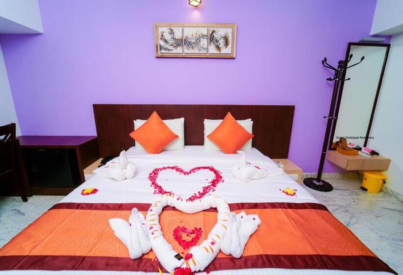 חדר דלוקס עם מיטת קינג, Grand Padappai Residency   Gpr