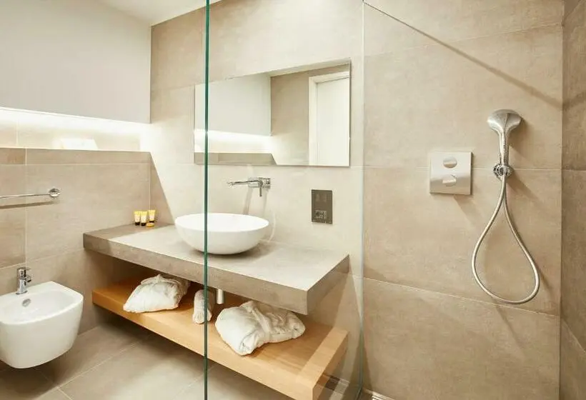 Quarto Familiar, Nodo