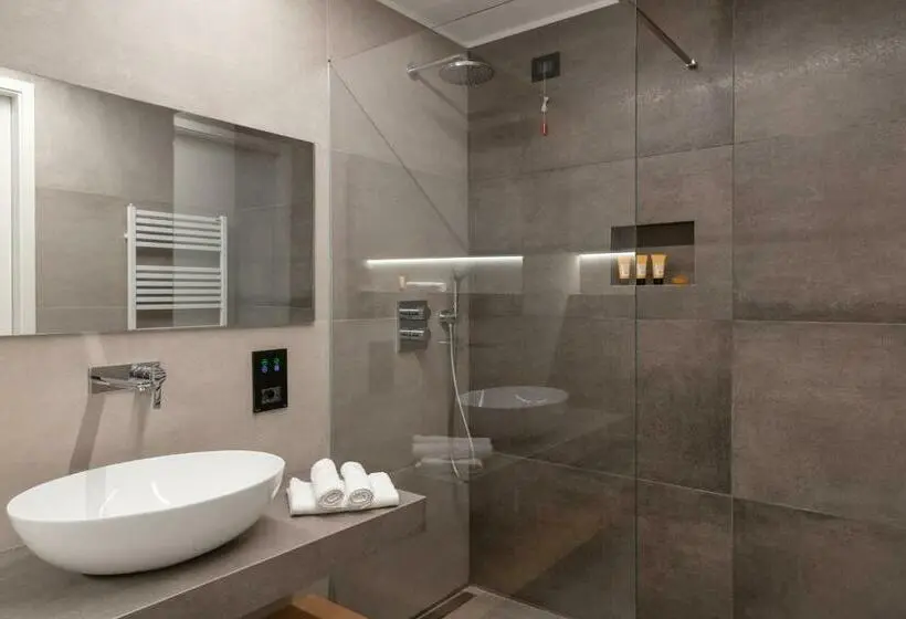 Quarto Economy, Nodo