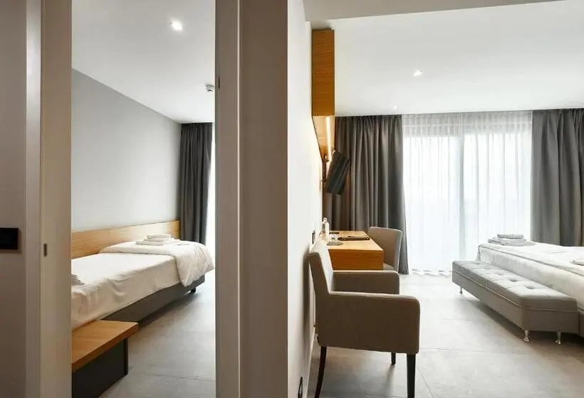 Quarto Familiar, Nodo
