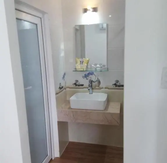 اتاق لوکس خانوادگی, Onhotel Nice Buôn Ma Thuột